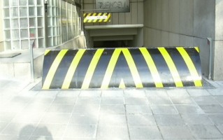 Yol Kesici (Road Blocker)